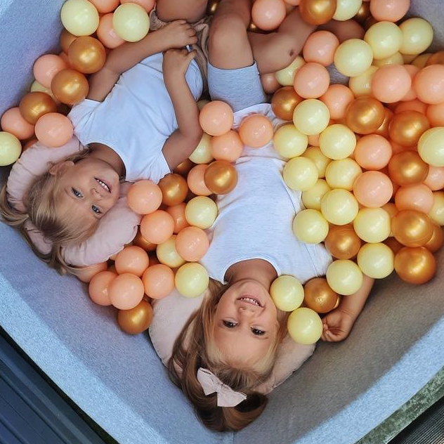 Honey Square Ball Pit - Complete Set With 300 Balls