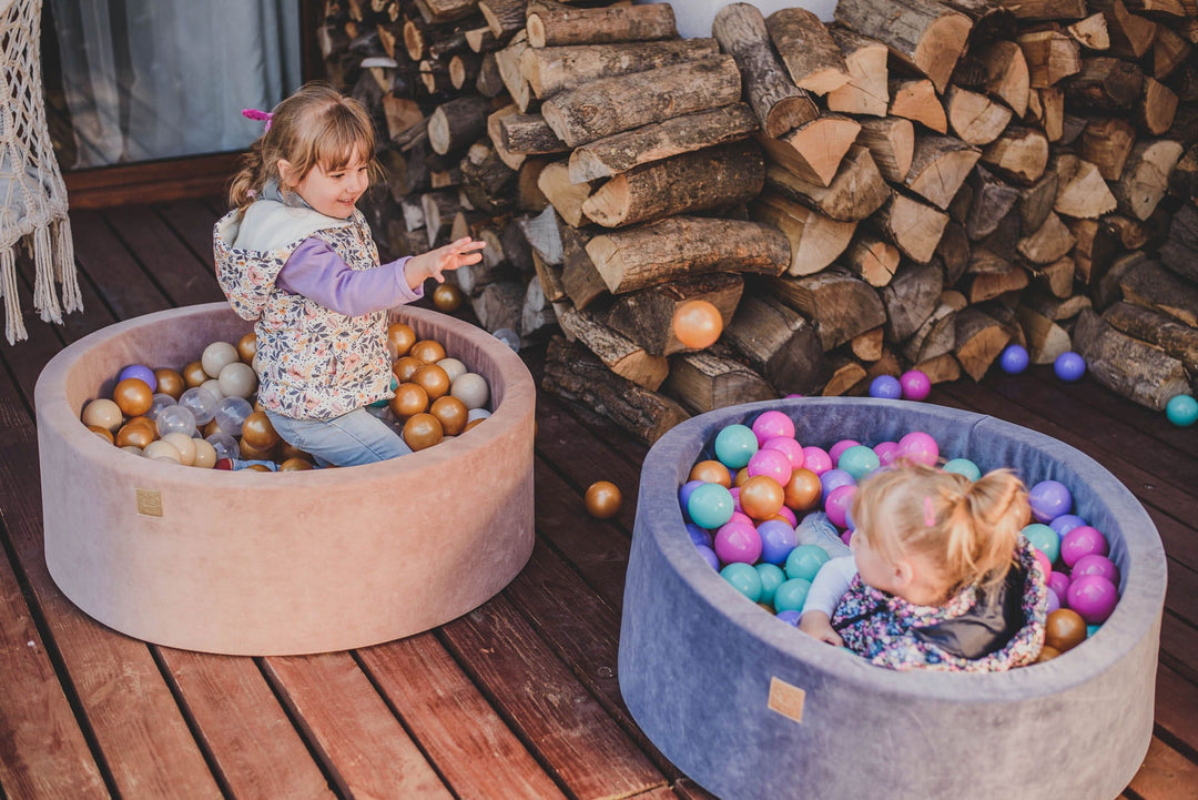 Velvet Flower Ball Pit - Complete Set With 250 Balls