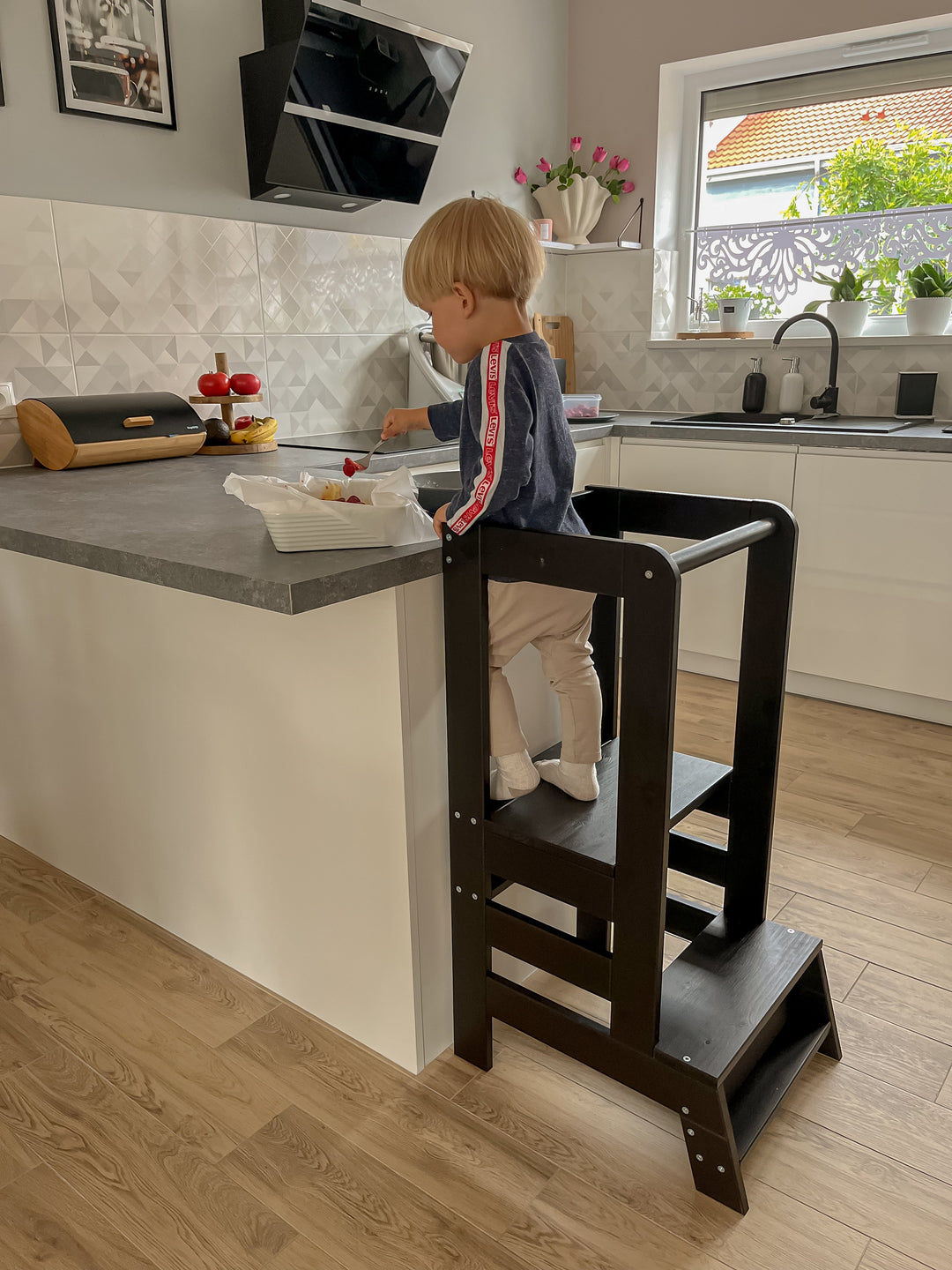 Kitchen Helper