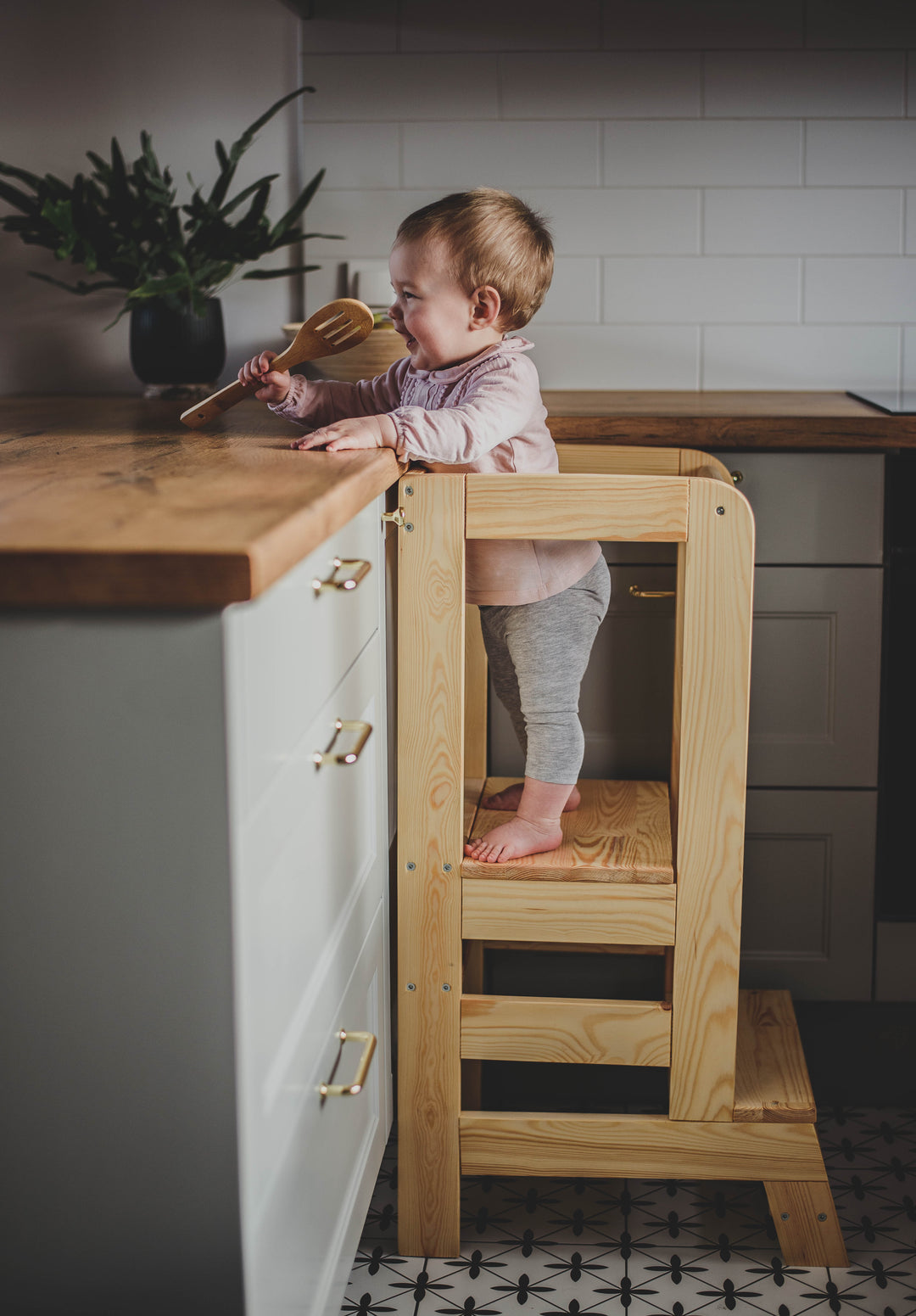 Kitchen Helper