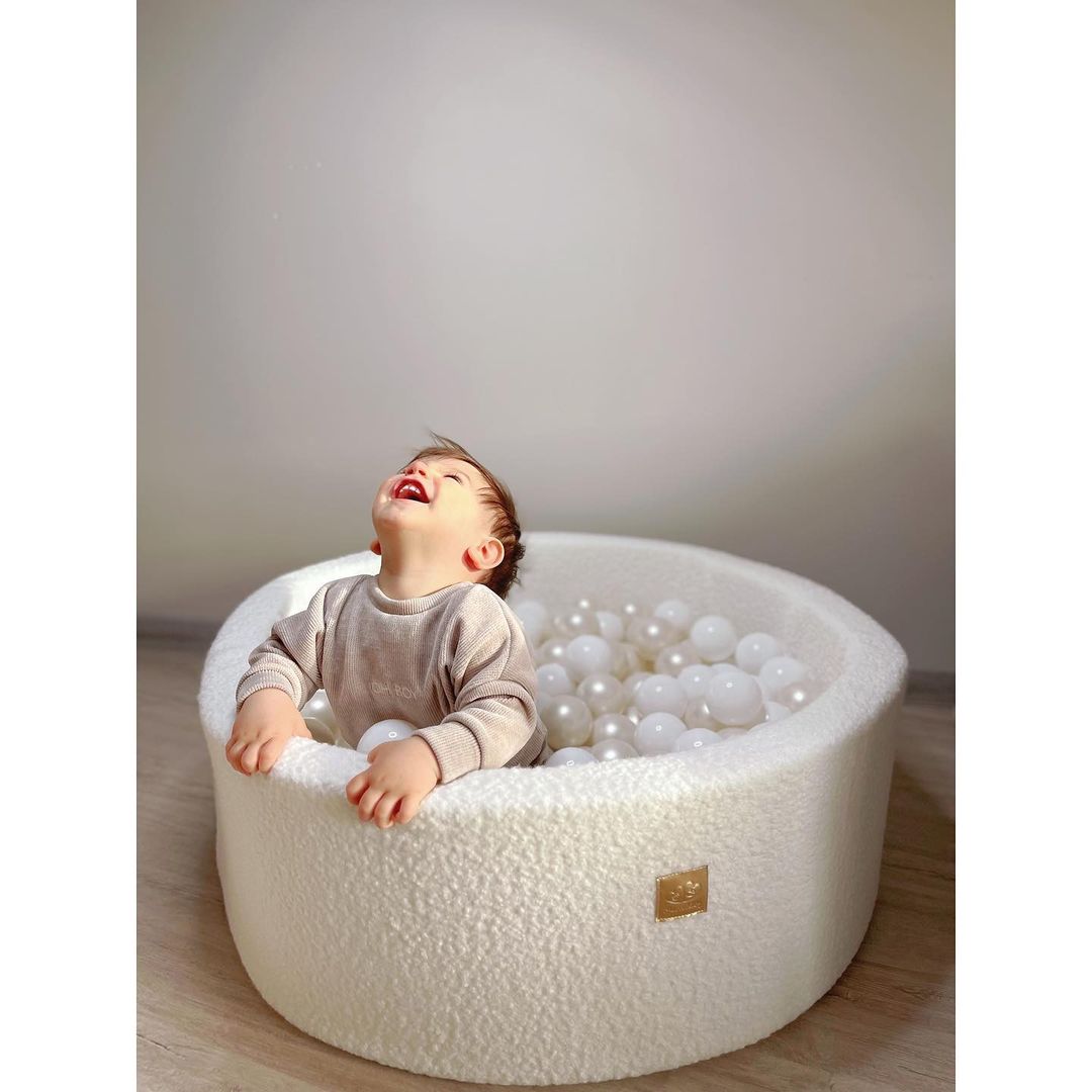 Boucle White Round Ball Pit