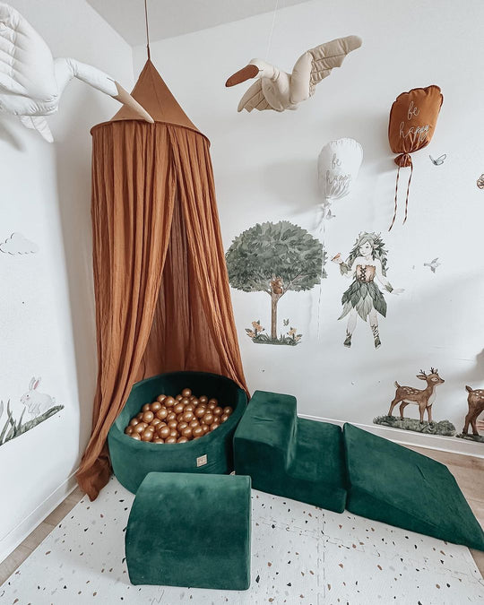 Velvet Dark Green Ball Pit